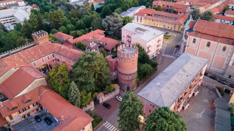 Castello di Crenna, Italy